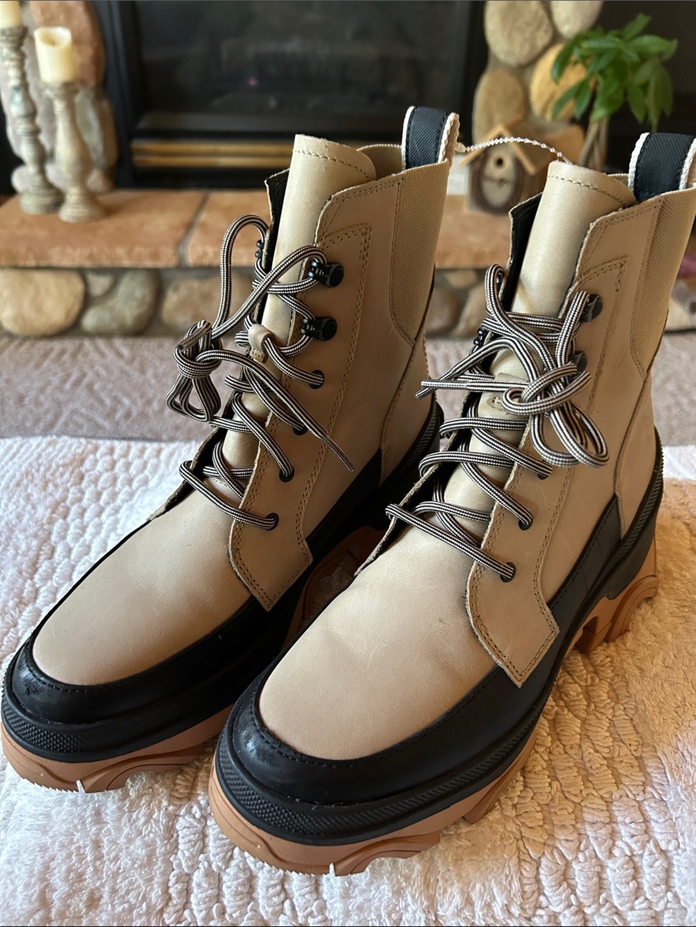 Sorel Women’s Beige/Black Chunky Lace-Up Combat Boots, Size 7.5